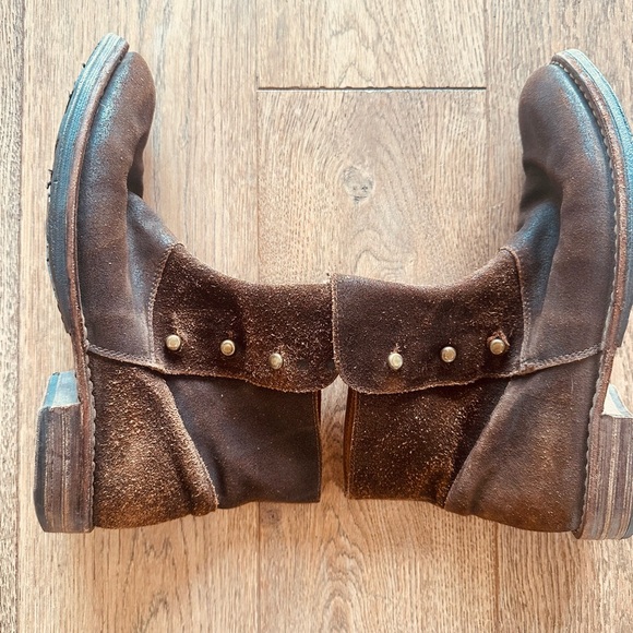 Fiorentini and Baker Three Button Brown suede and leather boots 40 - Picture 2 of 10